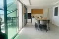3 bedroom apartment 166 m² Dos Hermanas, Spain