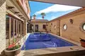 4-Schlafzimmer-Villa 1 500 m² San Miguel de Salinas, Spanien
