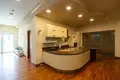 6 bedroom house 1 000 m² Limassol, Cyprus