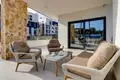 Mieszkanie 2 pokoi 75 m² Orihuela, Hiszpania
