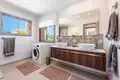 Wohnung 3 Schlafzimmer 230 m² Estepona, Spanien