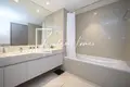 Apartamento 2 habitaciones 1 111 m² Dubái, Emiratos Árabes Unidos