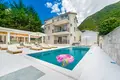 Villa 6 habitaciones 240 m² Stoliv, Montenegro