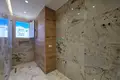 Квартира 2 комнаты 77 м² Влёра, Албания