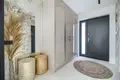 Дом 5 комнат 240 м² в Варшаве, Польша