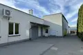 Tienda 582 m² en Glinno, Polonia