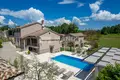 Dom 6 pokojów 290 m² Opcina Pican, Chorwacja