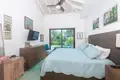 2 bedroom house 149 m² Roatan, Honduras