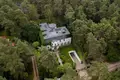 House 857 m² Magdalenka, Poland