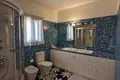 5-Schlafzimmer-Villa 300 m² Germasogeia, Zypern