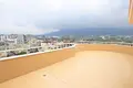 3 bedroom apartment 220 m² Mahmutlar, Turkey