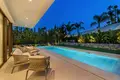 Villa de 4 dormitorios 770 m² Marbella, Španjolska