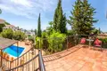 6 bedroom house 279 m² Dos Hermanas, Spain