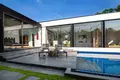 Complejo residencial Modern apartments and villas with swimming pools and Japanese Zen garden, Bang Tao, Phuket, Thailand