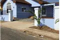 Dom 3 pokoi  Akra, Ghana