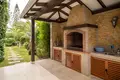 6-Schlafzimmer-Villa 594 m² lAlfas del Pi, Spanien