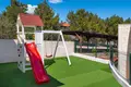 Maison 4 chambres 228 m² Mrljane, Croatie