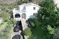 Haus 4 Schlafzimmer 225 m² Donja Lastva, Montenegro