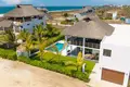 4 bedroom house 6 562 m² San Pedro Mixtepec, Mexico