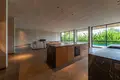 Wohnung 3 Schlafzimmer 332 m² Tumbakbayuh, Indonesien