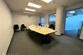 Propiedad comercial 19 habitaciones 2 168 m² en Riga, Letonia