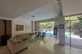 Barrio residencial Magnifique villa construite sur 4 niveaux avec piscine a vendre au coeur de raanana