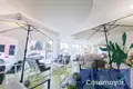Commercial property 715 m² in Alicante, Spain