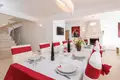 Дом 5 спален 330 м² Дубровницко-Неретванская жупания, Хорватия