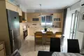 Szeregowiec 190 m² Peristasi, Grecja