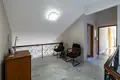 Villa de 4 habitaciones 520 m² Koinoteta Parekklesias, Chipre