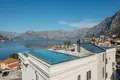 Penthouse 3 bedrooms 174 m² Dobrota, Montenegro