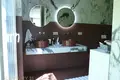 Casa 5 habitaciones 507 m² Condado de Tirana, Albania