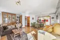 Mieszkanie 6 pokojów 224 m² Dos Hermanas, Hiszpania