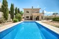 4-Schlafzimmer-Villa 480 m² Germasogeia, Zypern