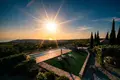 5 bedroom apartment 285 m² Akoursos, Cyprus