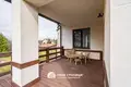 Casa 5 habitaciones 369 m² en Akolica, Belarús