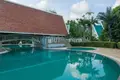 villa de 3 chambres 346 m² Rawai, Thaïlande