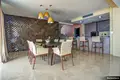Villa de tres dormitorios 438 m² Budva, Montenegro