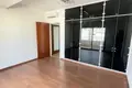 Propriété commerciale 3 243 m² à Limassol, Chypre