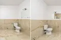 Commercial property 1 room 2 814 m² in Warsaw, Poland