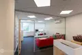 Propiedad comercial 5 habitaciones 257 m² en Riga, Letonia