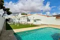Villa de 2 dormitorios 58 m² Torrevieja, Španjolska