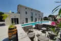 5-Schlafzimmer-Villa 320 m² Poreč, Kroatien
