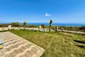 4 bedroom Villa 280 m² Mezitli, Turkey