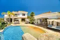 5-Schlafzimmer-Villa 817 m² Agios Georgios Peyeias, Zypern