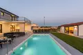 Haus 3 Schlafzimmer 290 m² Brtonigla, Kroatien