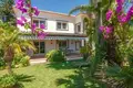 4 bedroom house 388 m² Artola, Spain