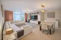 Mieszkanie 3 pokoi 162 m² Manilva, Hiszpania