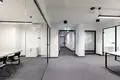 Gewerbefläche 2 zimmer 121 m² in Warschau, Polen