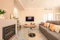 4 bedroom house 250 m² Dos Hermanas, Spain